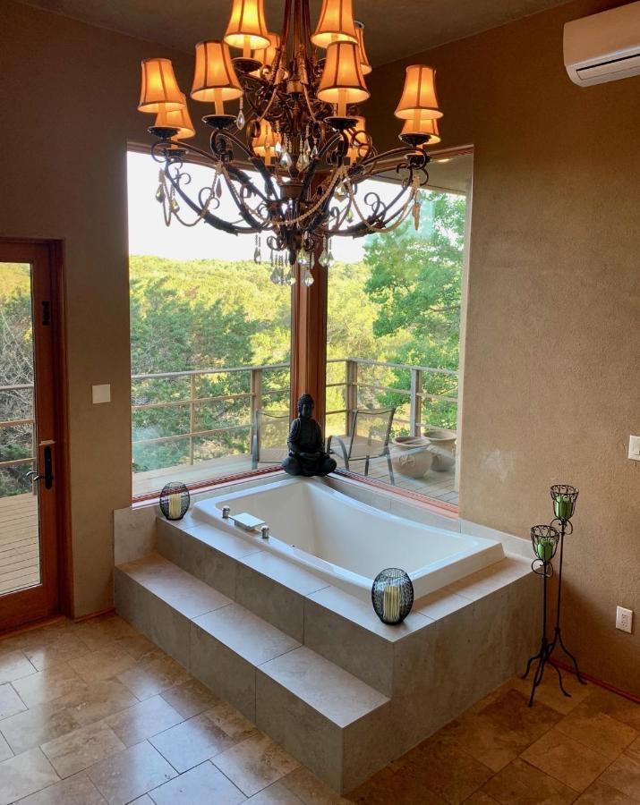 Villa Scenic Hill Country Retreat - Rhino Ranch New Braunfels Exterior foto