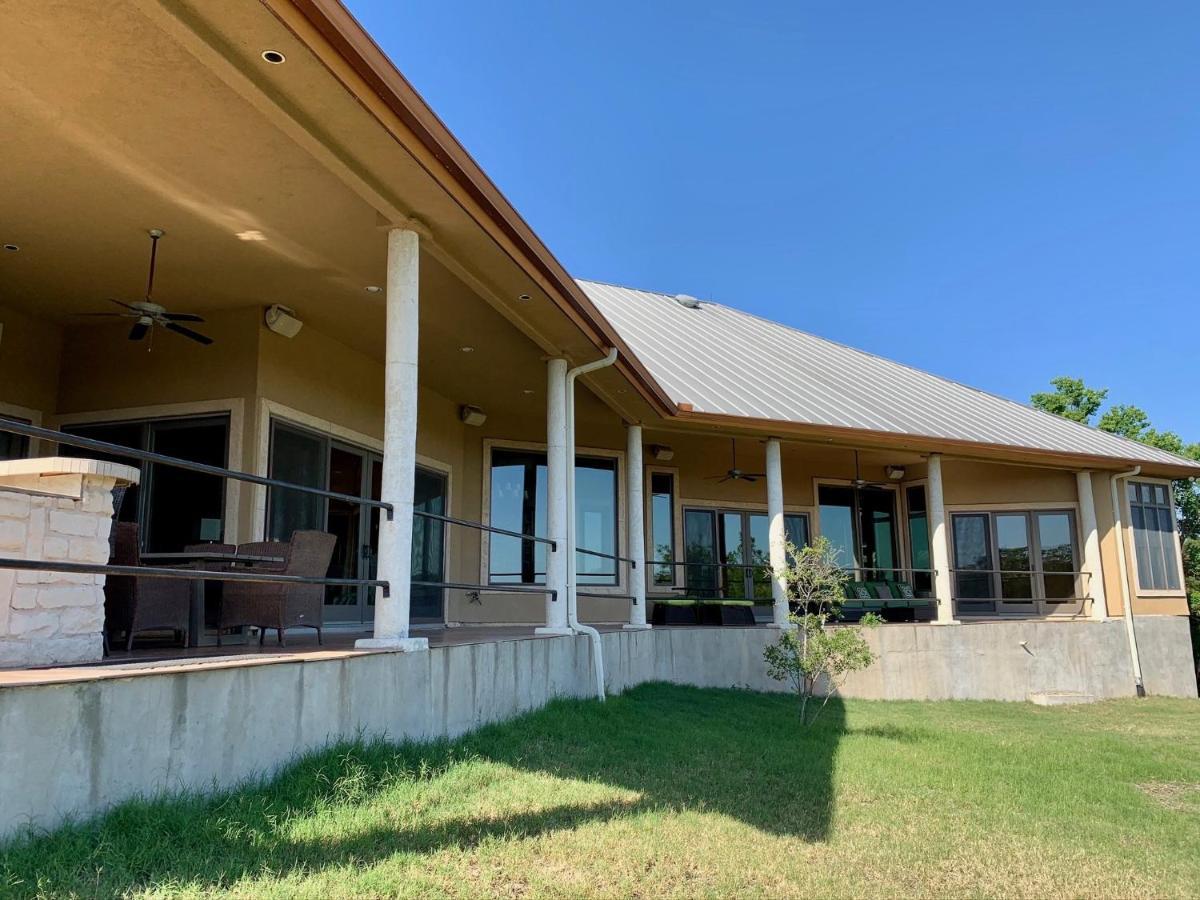 Villa Scenic Hill Country Retreat - Rhino Ranch New Braunfels Exterior foto