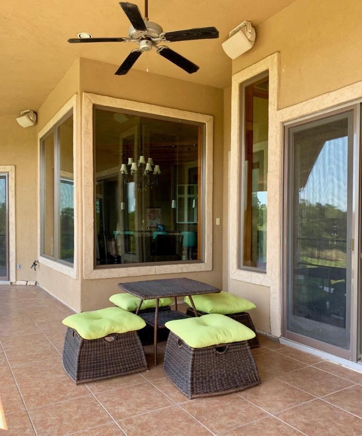 Villa Scenic Hill Country Retreat - Rhino Ranch New Braunfels Exterior foto