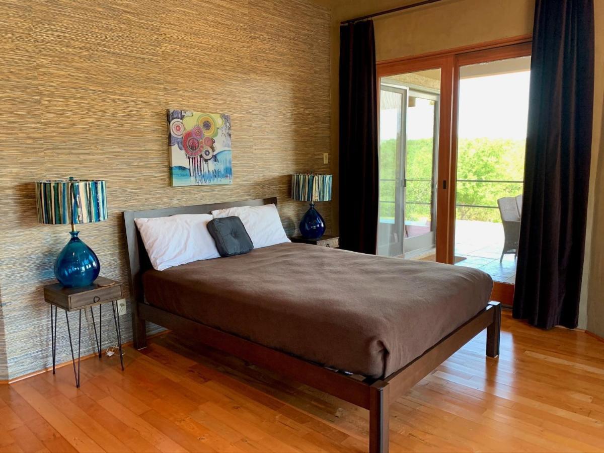 Villa Scenic Hill Country Retreat - Rhino Ranch New Braunfels Exterior foto