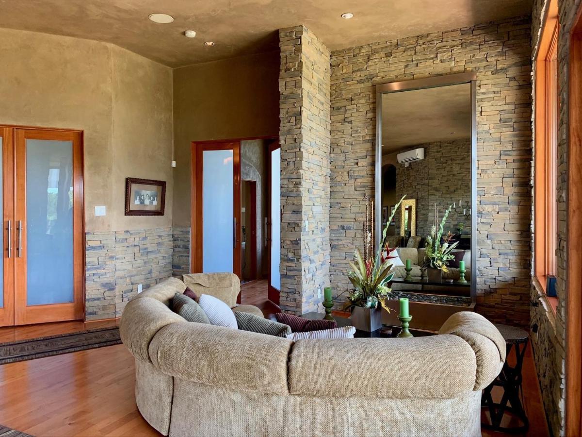 Villa Scenic Hill Country Retreat - Rhino Ranch New Braunfels Exterior foto